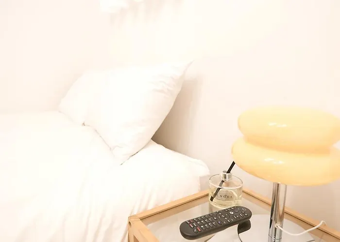Artravel Hongdae * Сеул
