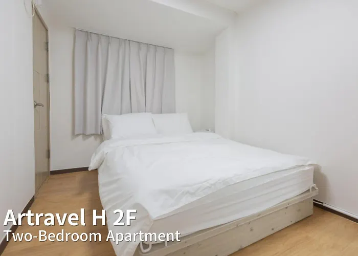 Artravel Hongdae *