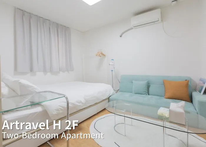 Artravel Hongdae *