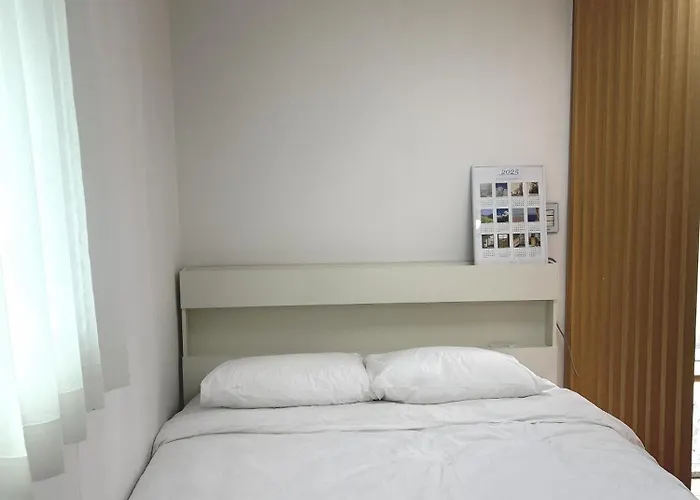 Artravel Hongdae Апартаменты